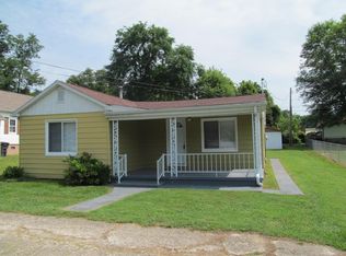 210 E 1st St, Culloden, WV 25510