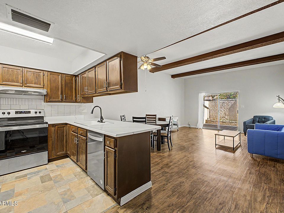1st image of 910 N CENTER Street #16