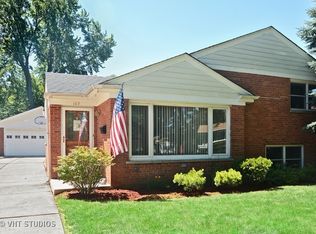 169 Princeton St, Des Plaines, IL 60016