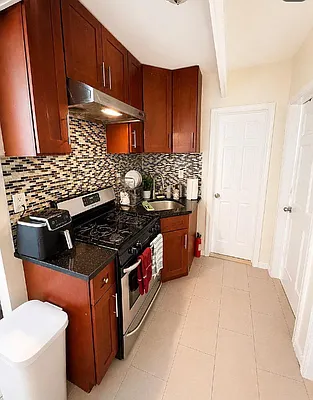 Kitchen, photo 1