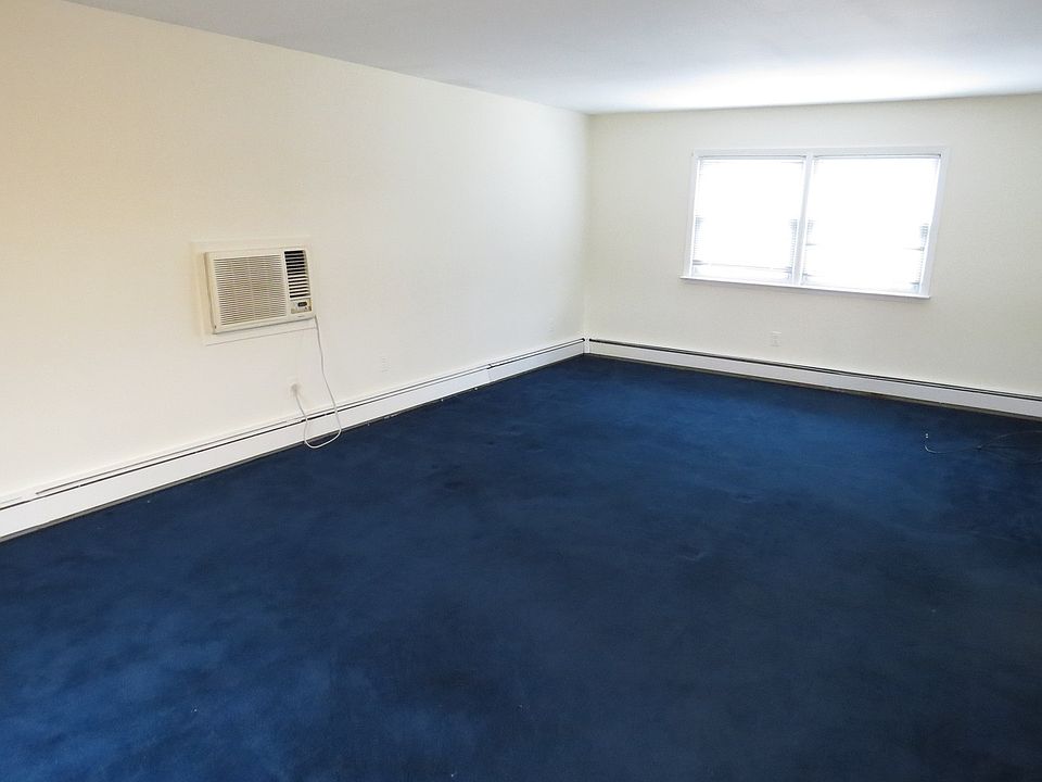 1072 Mclean Avenue Apartment Rentals Wantagh, NY Zillow