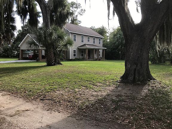 View of side, live oaks