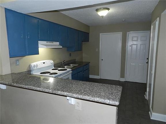 4th image of 625 Nel Ct APT C