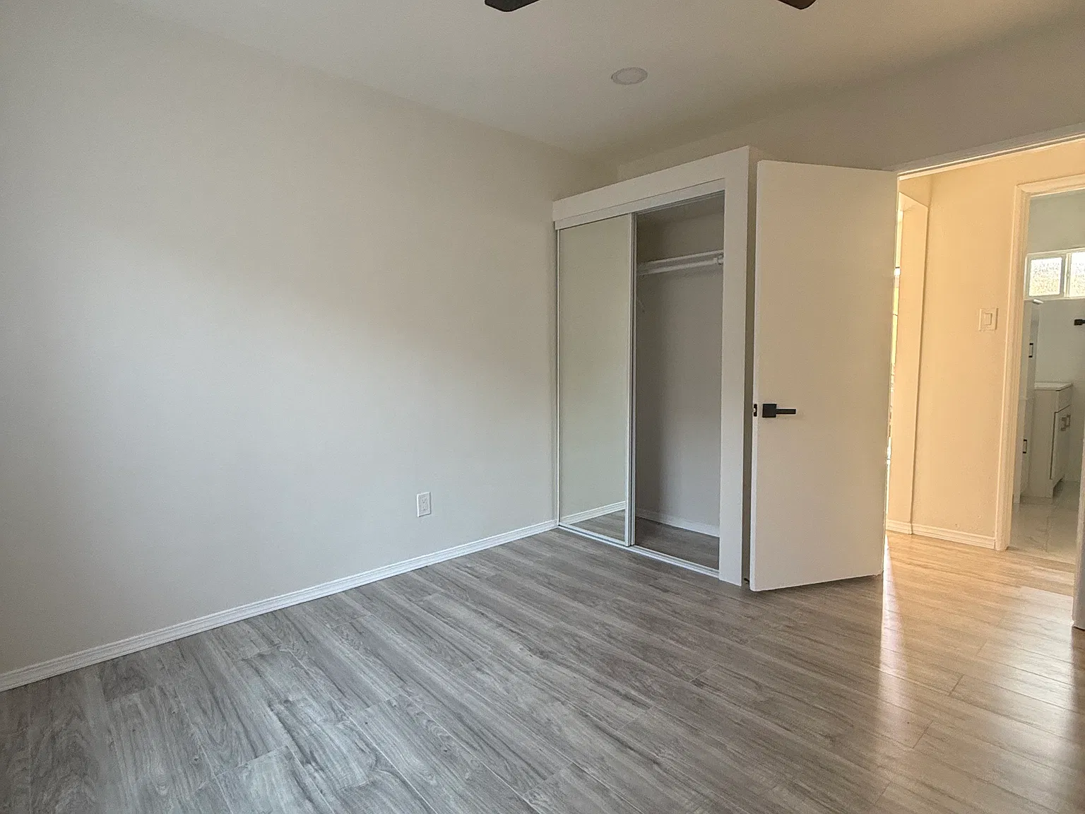 1 bed, $2,100 — Photo 4
