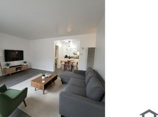 1128 W 106th St, Los Angeles, CA 90044