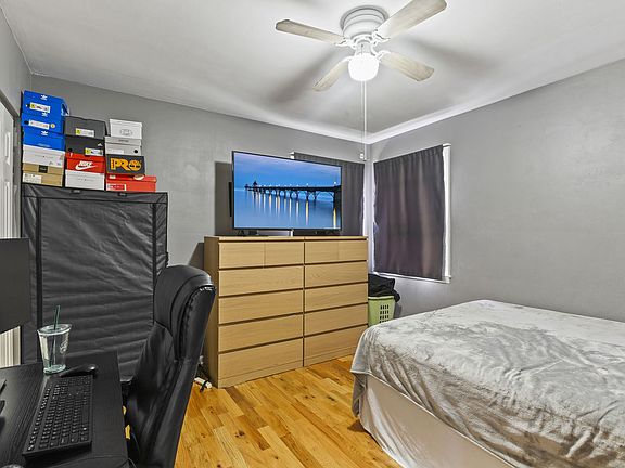 4th image of 5700 W Park Ave