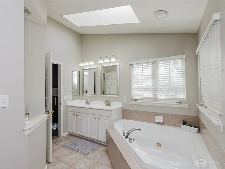 9656 Olde Georgetown Way — Photo 26