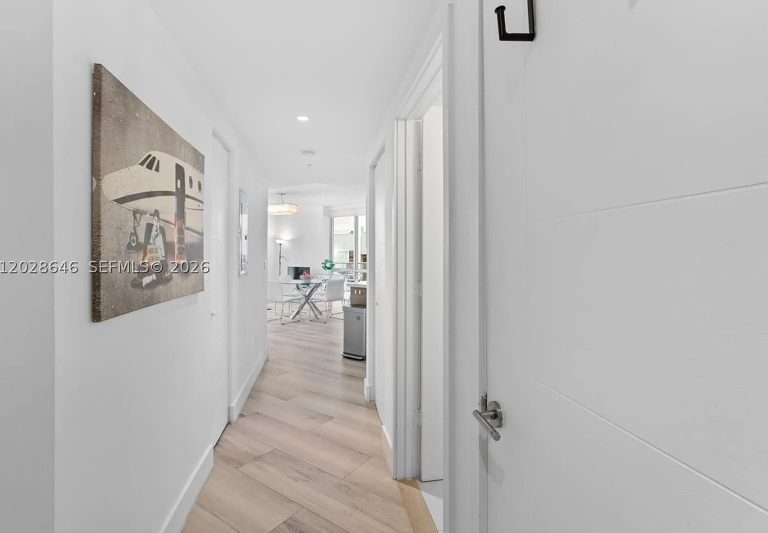 2 bed, 2.5 bath, 1037 sqft, $3,850 — Photo 4