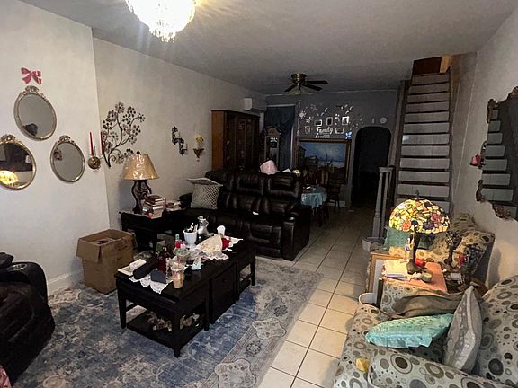 2nd image of 2844 N Hancock St