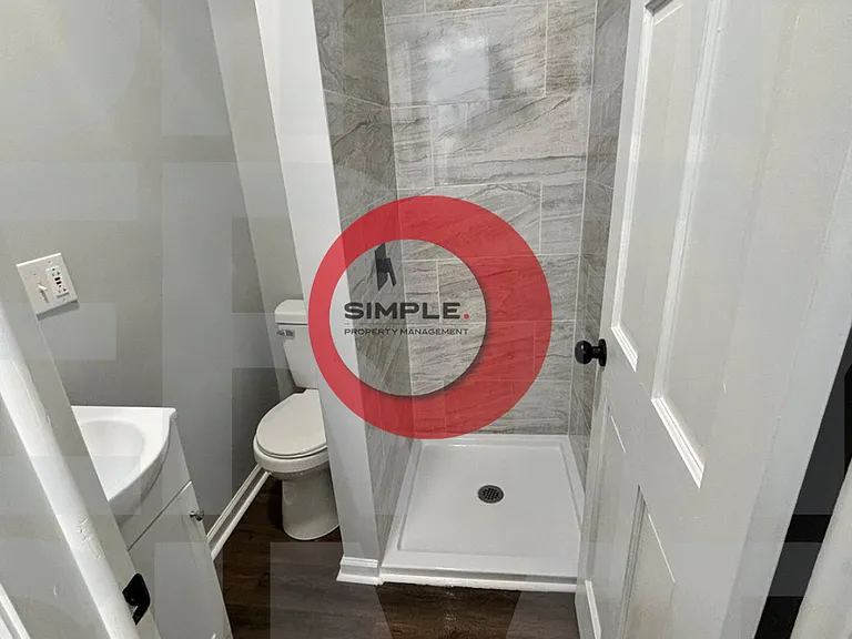 1140 Franklin St — Photo 7