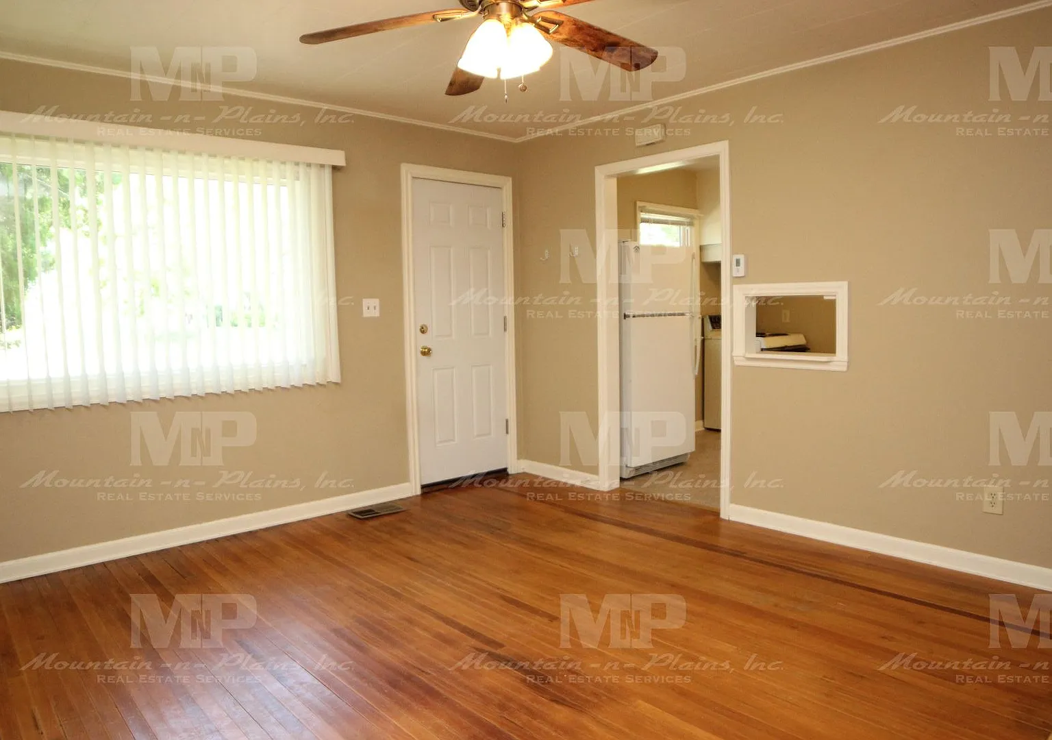 230 N Whitcomb Street-472 — Photo 3