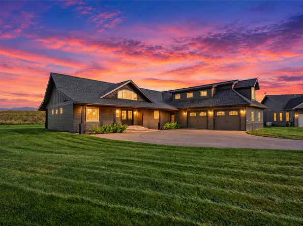92 Great Bear Ln, Columbia Falls, MT 59912
