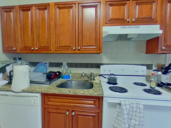 18 Euston St #5F, Brookline, MA 02446