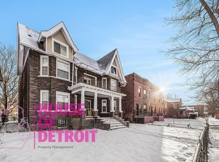 214 E Philadelphia St, Detroit, MI 48202