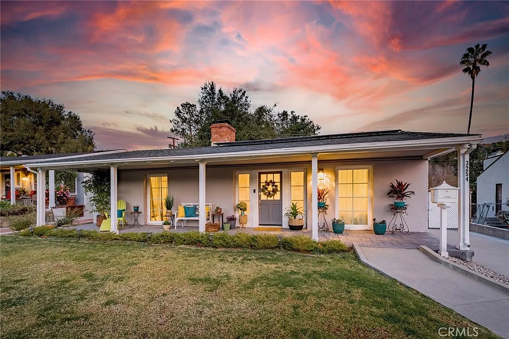 3 bed, 2.5 bath, 1935 sqft, $6,500 — Photo 1
