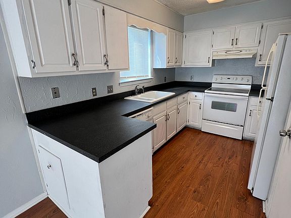 4th image of 6134 Alicia Dr