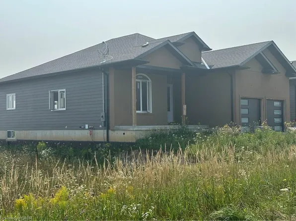 215 Forler St, West Grey, ON N0G 2M0