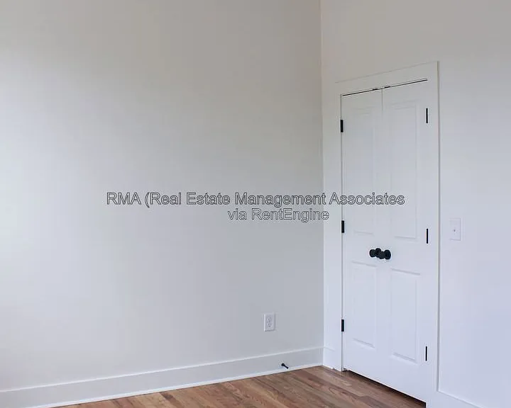 4 Zebulon St #2G — Photo 10