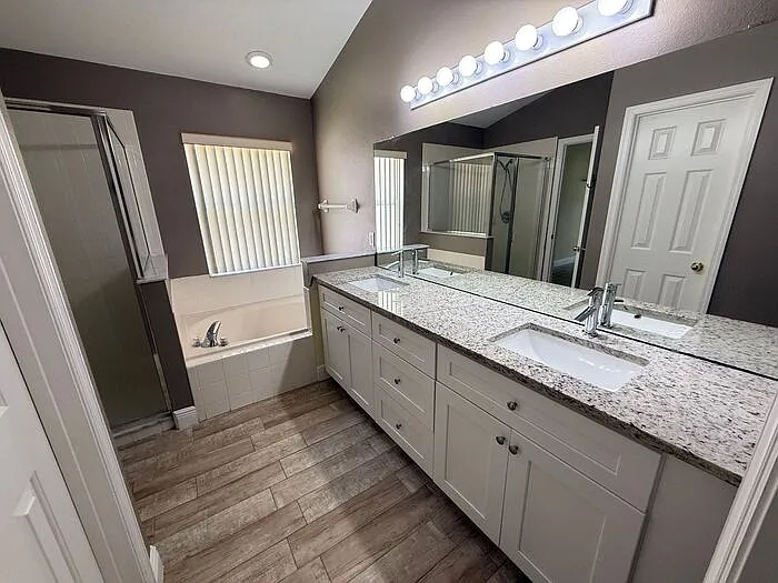 1221 Singleton Cir — Photo 16
