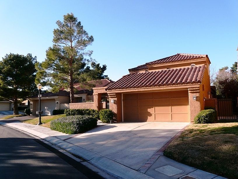 1st image of 7650 Spanish Lake Dr