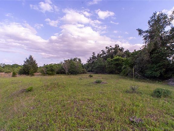 3rd image of 9525 S Hickory Loop