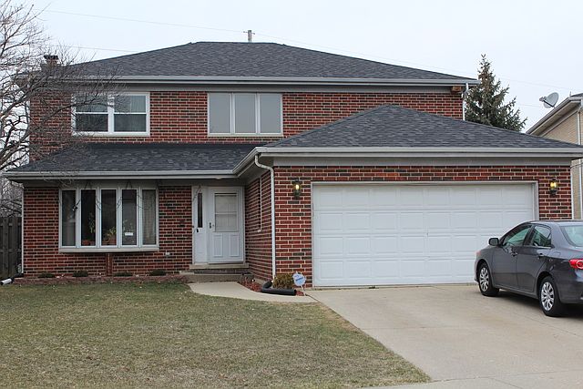 1st image of 606 Berkshire Ln