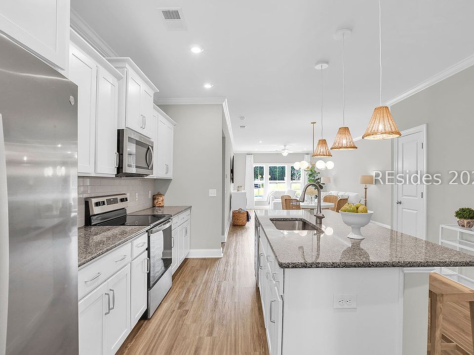 1st image of 248 Bleecker St