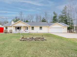 N7062 Maple Tree Ln, Au Train, MI 49806