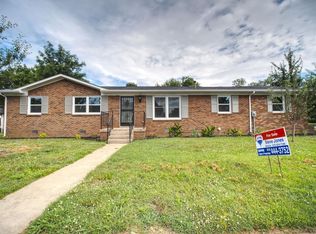 905 Smith St, Murfreesboro, TN 37129