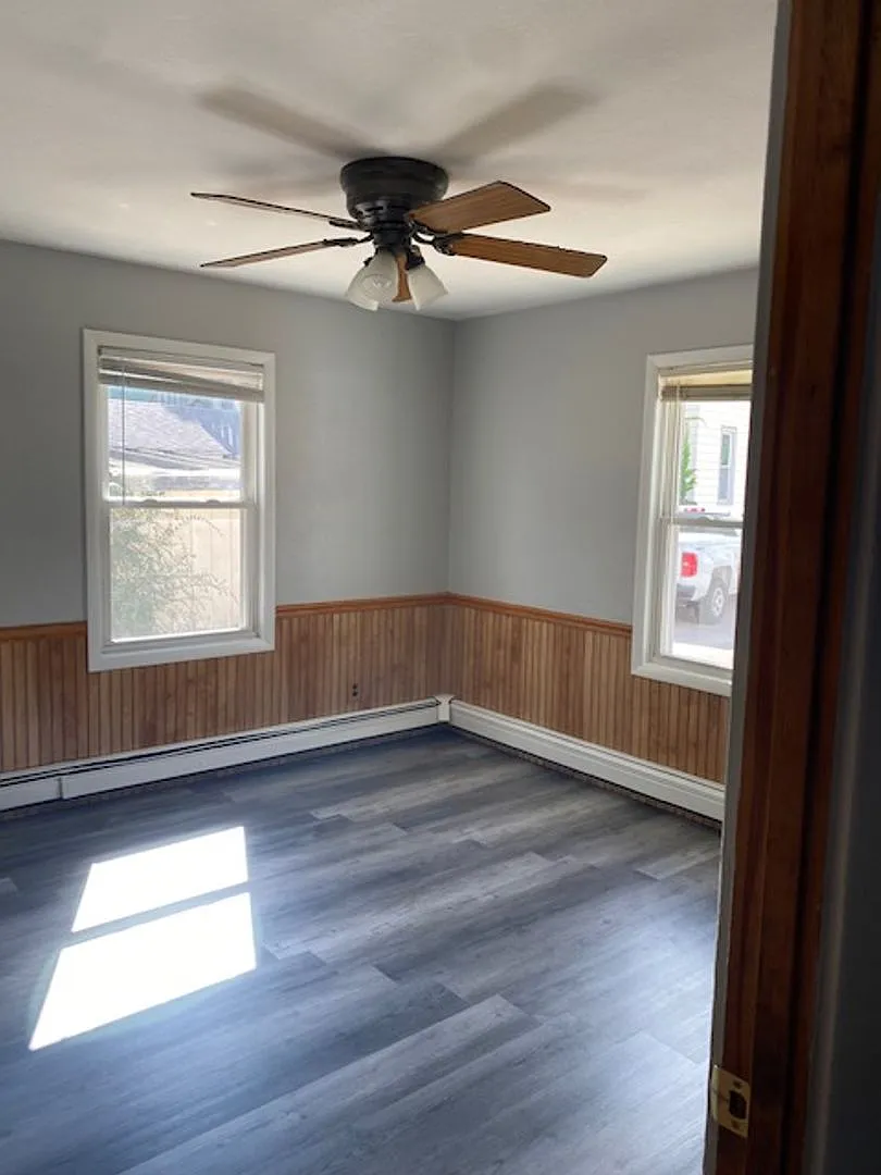 319 N Center St. — Photo 3