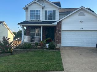 1016 Thames Dr, Imperial, MO 63052