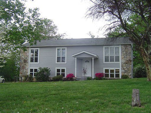 1st image of 5816 Rockwood Ln