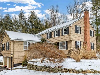 27 Crestwood Road, Simsbury, CT, 06070