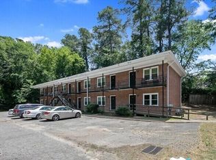 210 Colonial Dr, Fayetteville, NC 28301