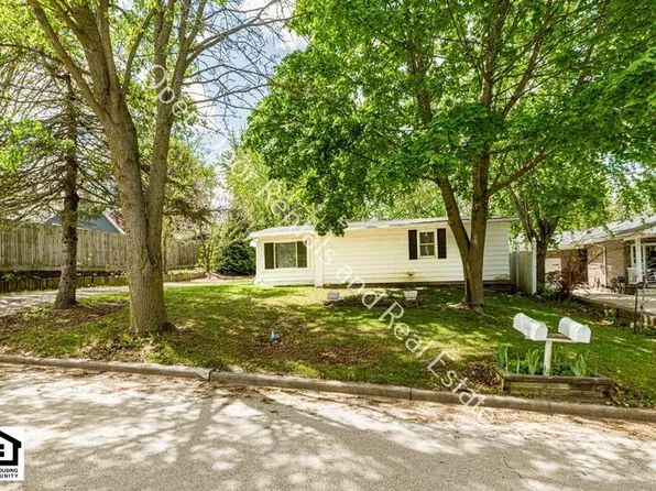 1214 Garden St, Kendallville, IN 46755