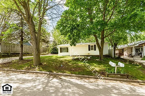 1214 Garden St Photo 1