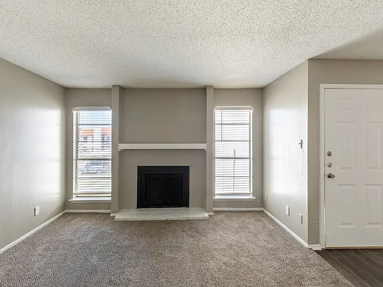 Athena Apartments — Photo 34