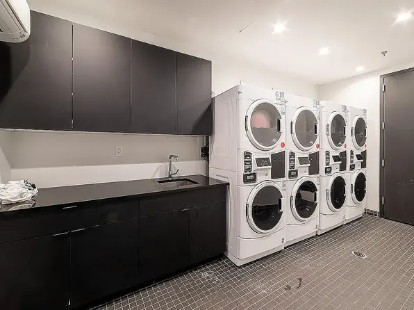 1538 New York Avenue image 14 of 19