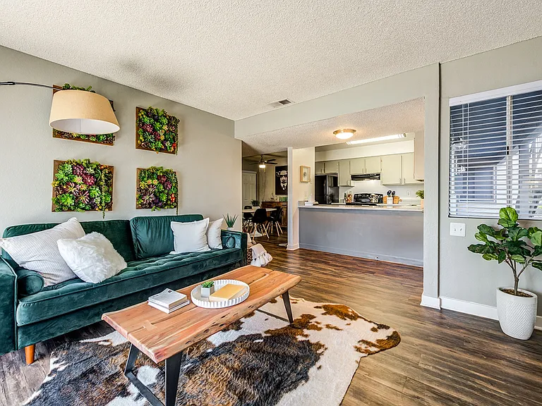 evRIA Diamond Valley — Photo 10
