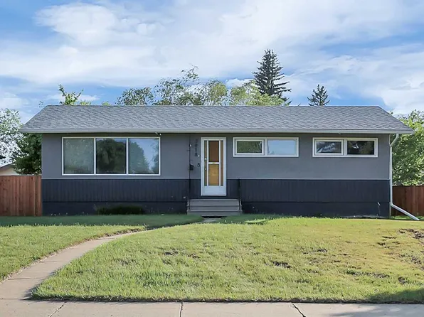 3918 E 37th Ave, Red Deer, AB T4N 2T2
