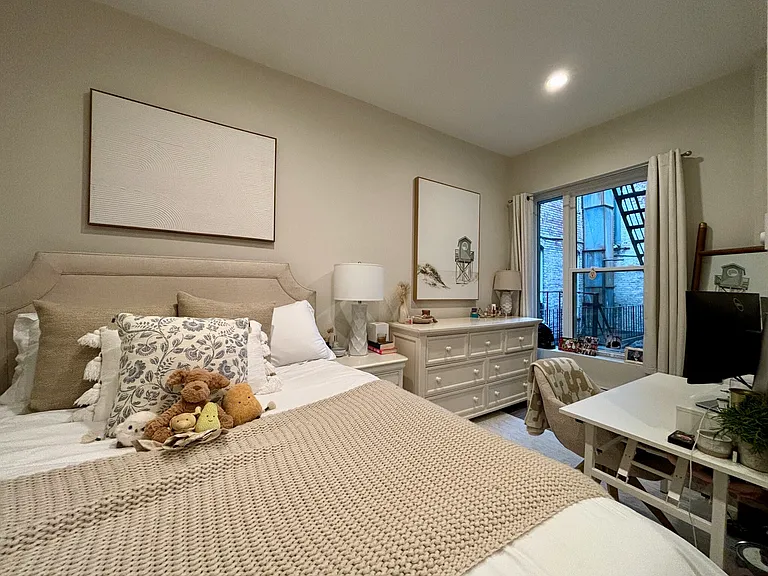 827 Boylston St #101 — Photo 11