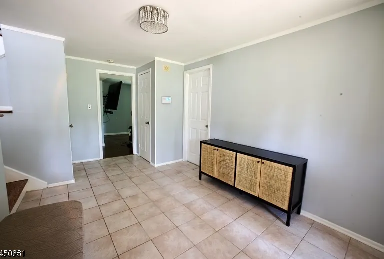 114 Marmora Rd — Photo 3