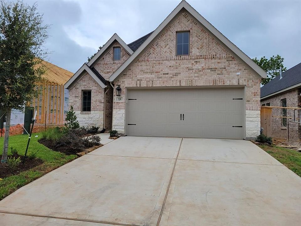 1st image of 328 Rise Ln
