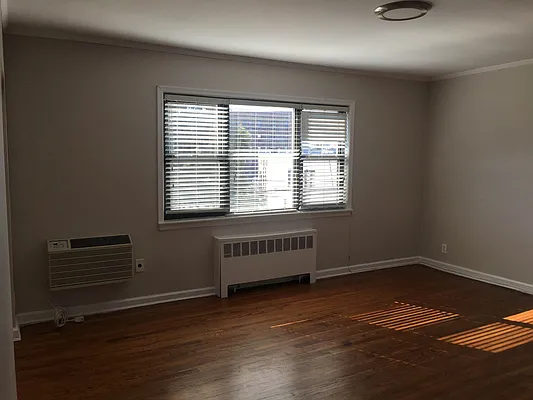 Rented by Amorelli Realty | media 4
