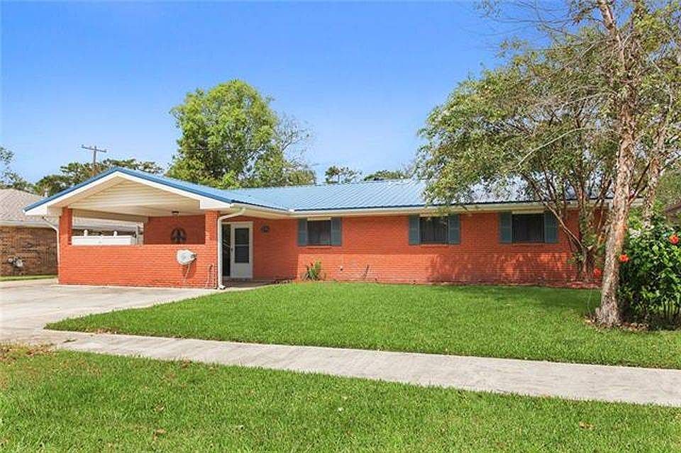 1st image of 1014 Walnut Dr