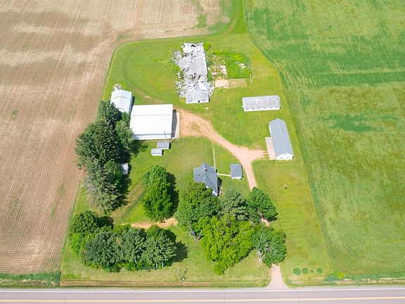 3rd image of 138918 COUNTY ROAD L