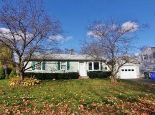 46 Laurel St, Manchester, NH 03102