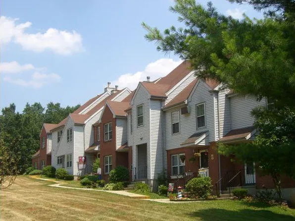 Summitwood, 153 Sams Rd, Meriden, CT 06451