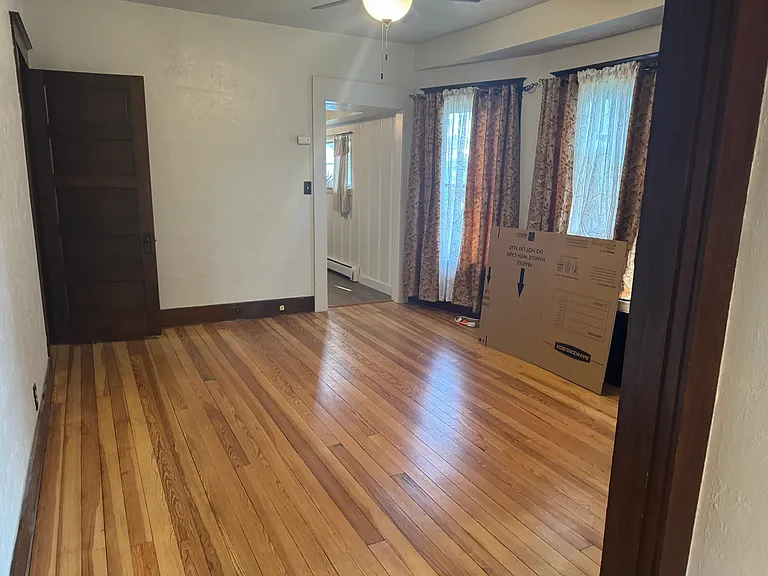 1509 Madison Ave — Photo 8