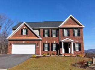 6139 Castle View Ct, Roanoke, VA 24018